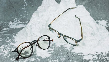 Material properties of PA 2200 means glasses frames that can withstand the high demands of post-processing | © BRAGi