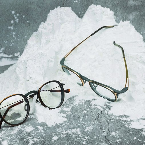 Material properties of PA 2200 means glasses frames that can withstand the high demands of post-processing | © BRAGi