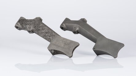 Lightweight structures with 3D printing optimize a brake pedal