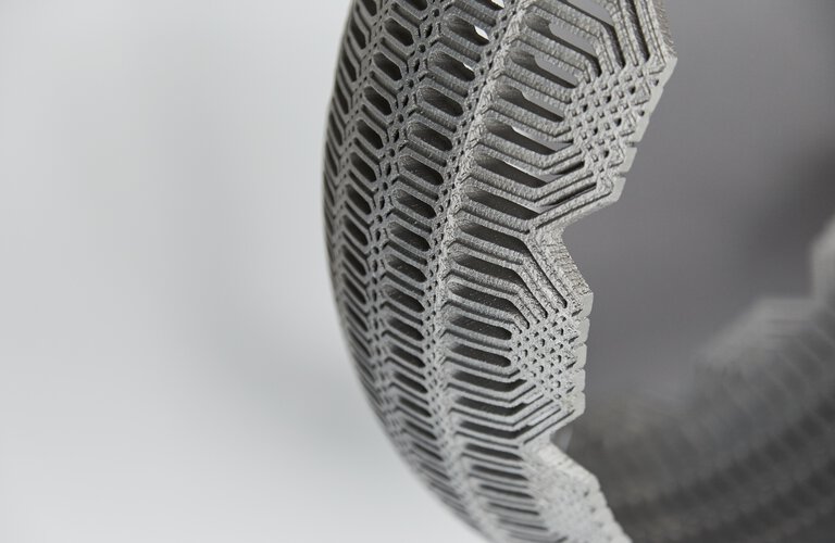 3D-printed Combustion Chamber, DMLS, metal, 3D printing  | © EOS