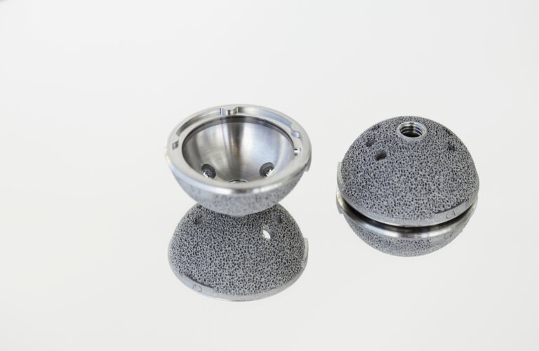 Permedica Acetabula Cups, DMLS, 3D printing, metal, medical implant